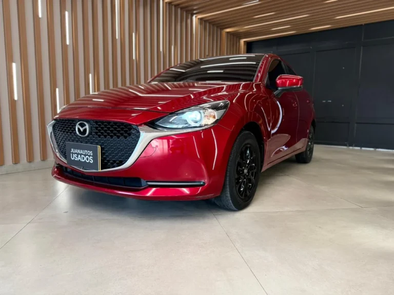 Mazda 2 Sedán